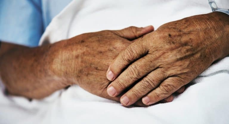 #175 L’aide médicale à mourir, bientôt possible en France ?